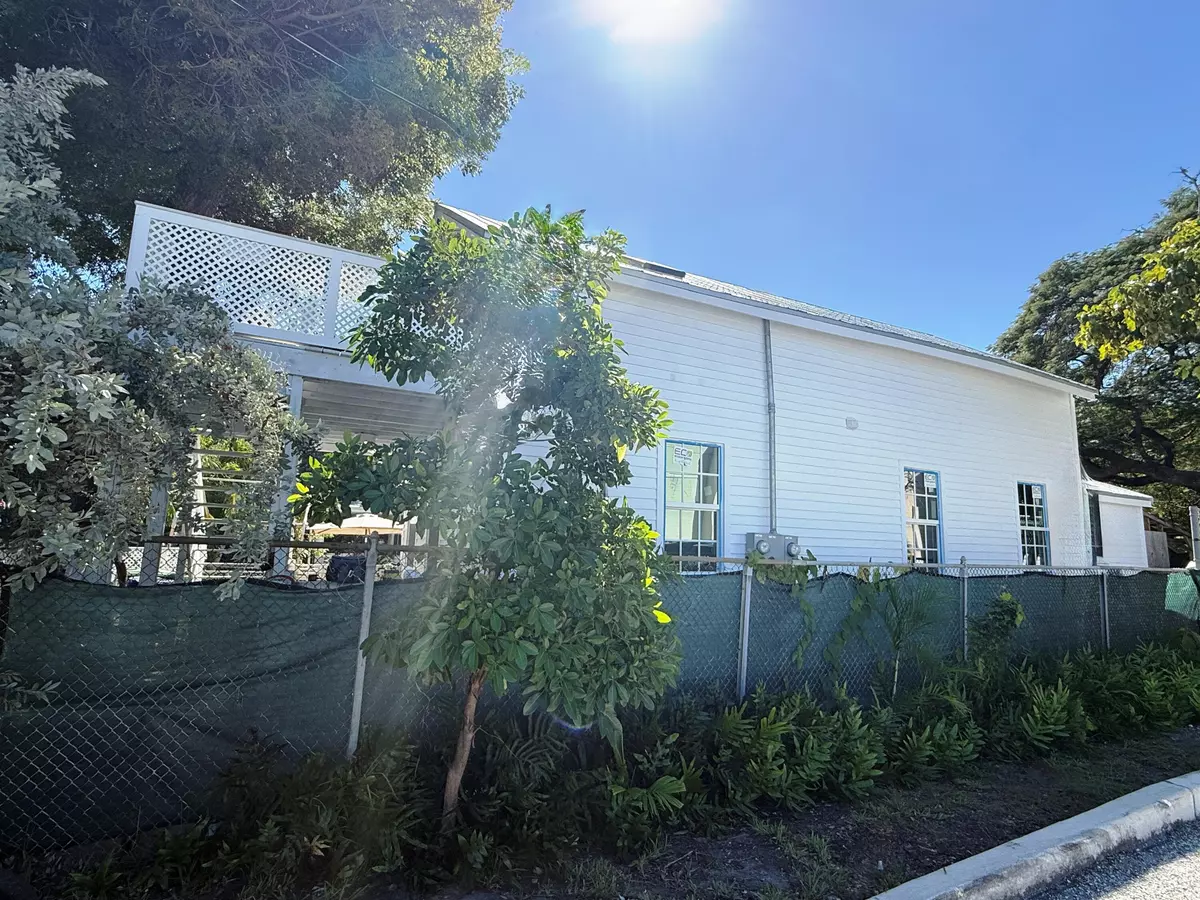 Key West, FL 33040,1018 Georgia Street #3