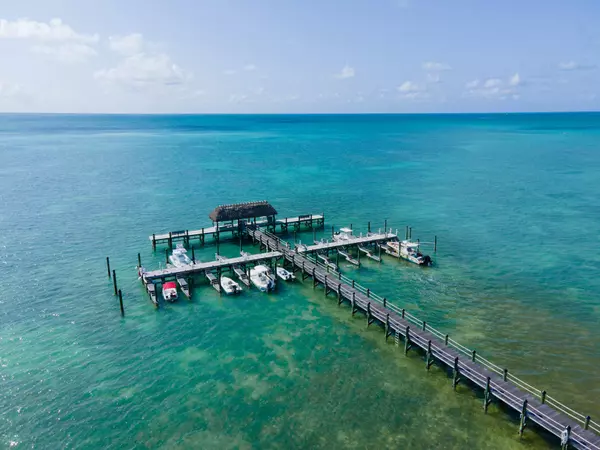 Islamorada, FL 33036,83201 Old Highway #409