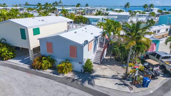 Cudjoe, FL 33042,701 Spanish Main Drive #247