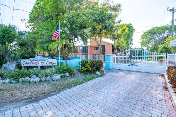 9867 Leeward Avenue, Key Largo, FL 33037