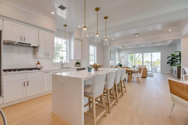 Marathon, FL 33050,59720 Overseas Highway #11