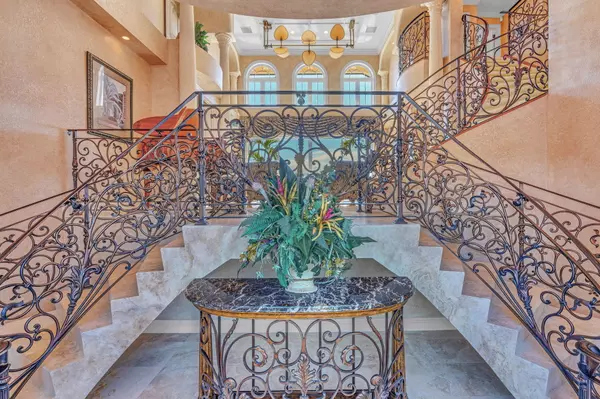 Key Colony, FL 33051,1355 Coury Drive