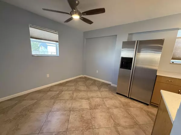 Key Largo, FL 33037,435 Collins Street