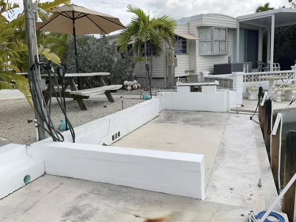 Cudjoe, FL 33042,701 Spanish Main Drive #181