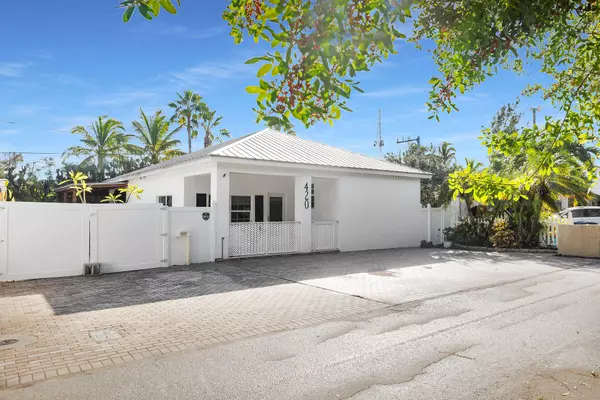 Marathon, FL 33050,420 17Th Court Gulf