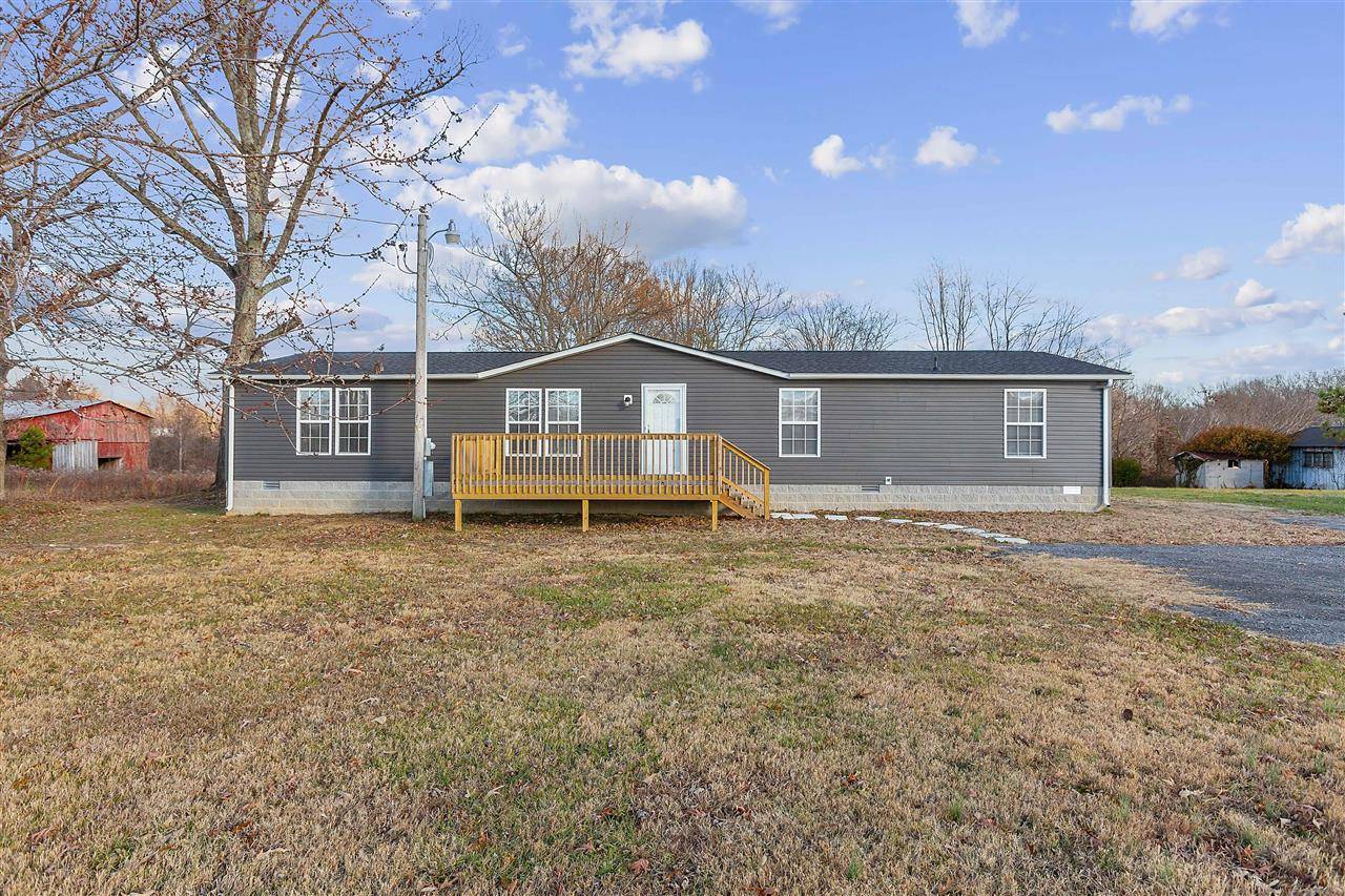 3728 Macedonia Road, Adolphus, KY 42120