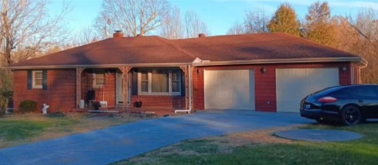 3988 E US Highway 62, Central City, KY 42330