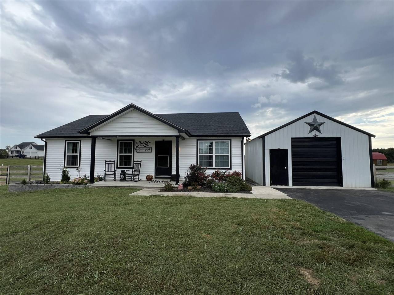 500 Pleasant Ridge Church Road, Adolphus, KY 42120