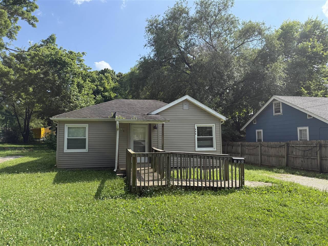 208 W 13th Street, Bowling Green, KY 42101