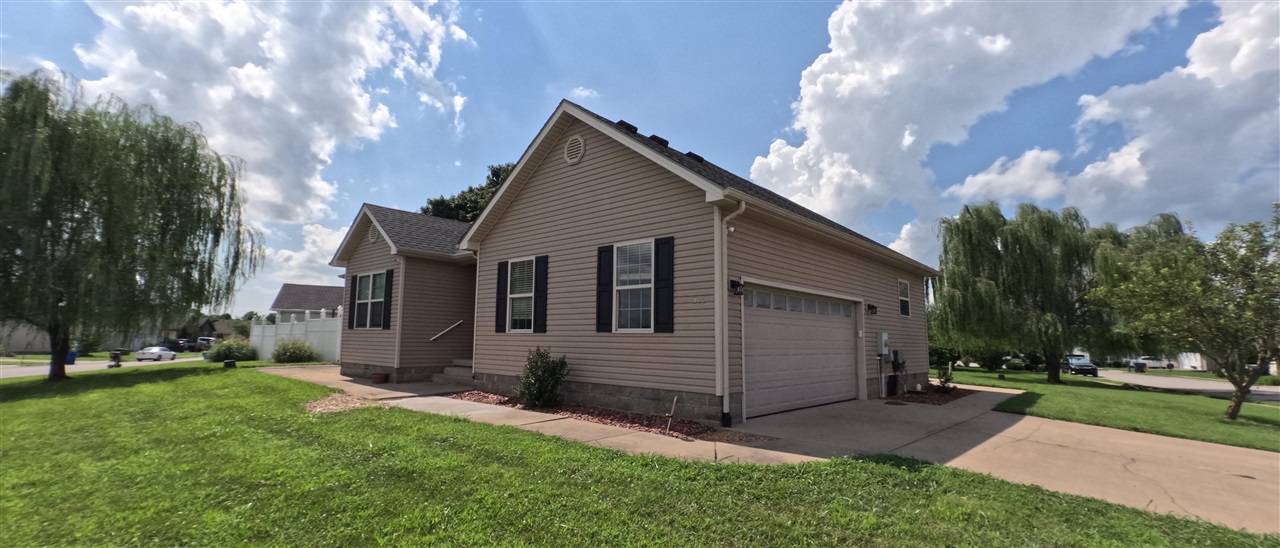 Bowling Green, KY 42101,300 Maple Ridge Street