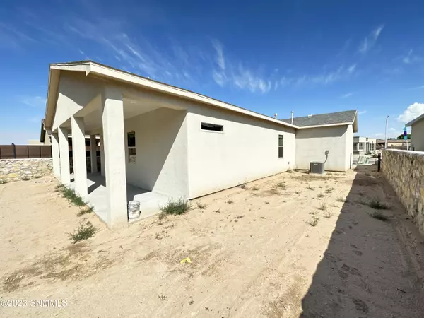 Las Cruces, NM 88001,3810 Silverado Loop