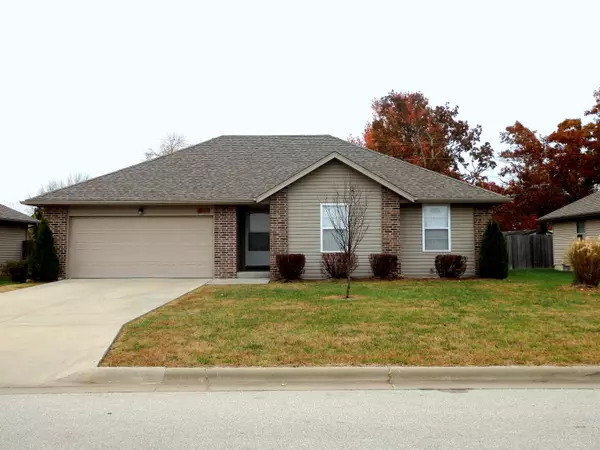 2481 East Willow Street, Republic, MO 65738