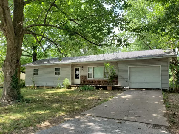 Monett, MO 65708,606 Ryan Avenue