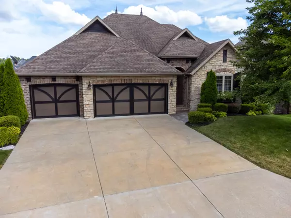 833 East Donegal Circle, Nixa, MO 65714