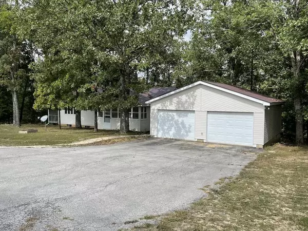 Mountain View, MO 65548,6887 West Us Highway 60