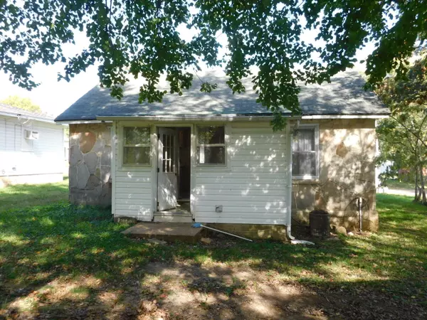 Mountain View, MO 65548,307 West 1st Street