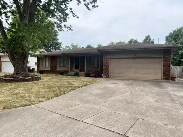 3627 South Westwood Avenue, Springfield, MO 65807