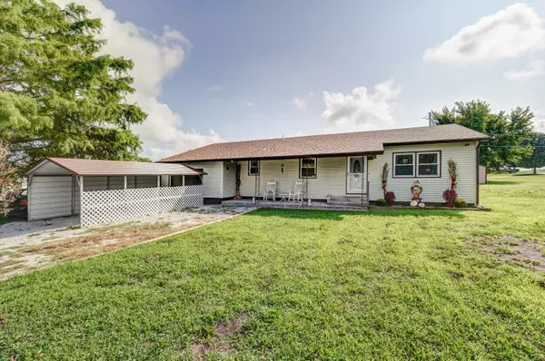 422 South Elder Street, Buffalo, MO 65622