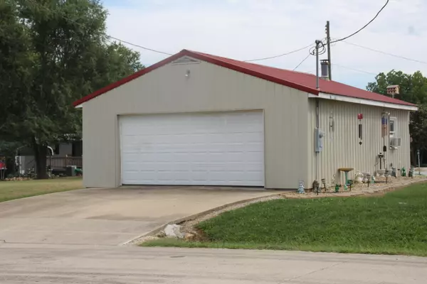 18545 State Highway 83, Wheatland, MO 65779