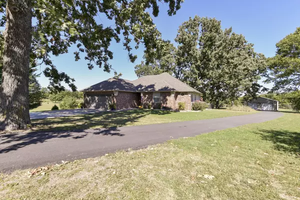 Billings, MO 65610,380 Durango Lane