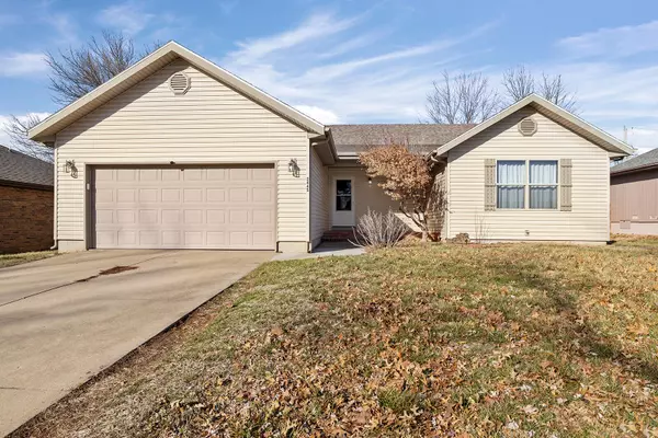 3445 West Wayland Street, Springfield, MO 65807