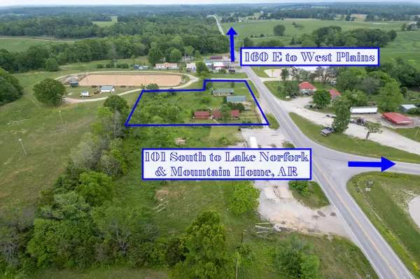 313 U.S. Highway 160, Caulfield, MO 65626