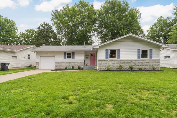 2414 South Delaware Avenue,  Springfield,  MO 65804