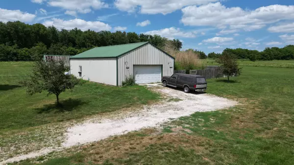 779 East 446th Road,  Bolivar,  MO 65613