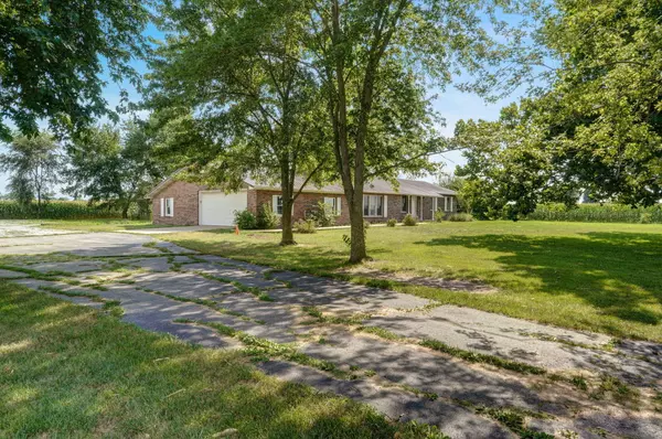 682 West Dade 142, Lockwood, MO 65682