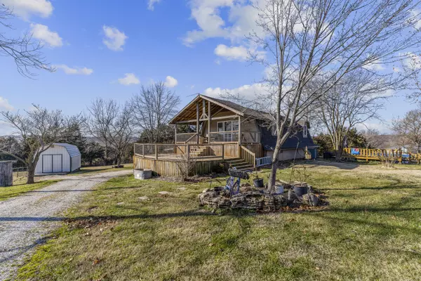 6147 State Highway Bb, Willard, MO 65781