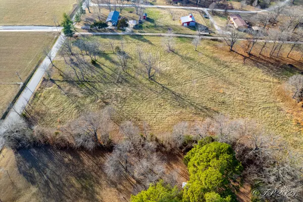 West Plains, MO 65775,000 County Road 8800