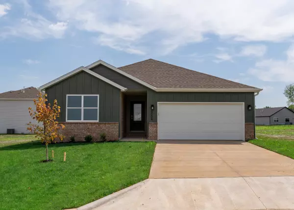 5017 West Cozy Court, Springfield, MO 65802