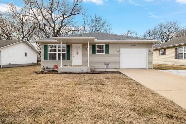 1821 North Marlan Avenue, Springfield, MO 65803