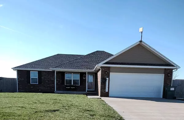 Bolivar, MO 65613,1304 East 476th Road