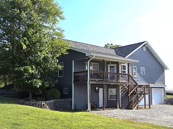 2658 County Road 502, Gainesville, MO 65655