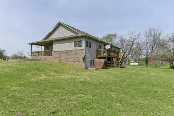 Seligman, MO 65745,6001 Hunters Glen Road