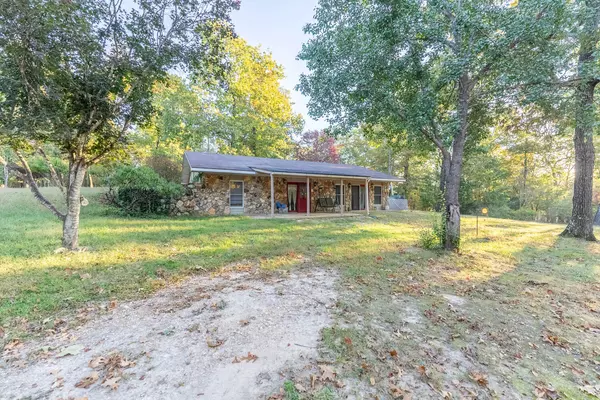 Alton, MO 65606,661 County Road 309