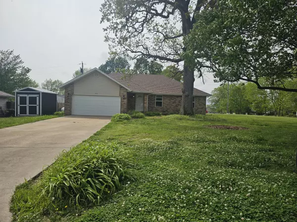 461 Brooke Avenue, Sparta, MO 65753