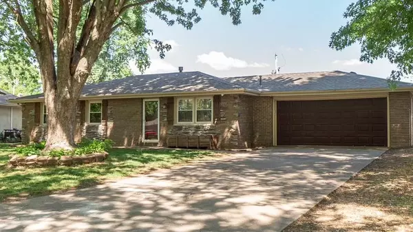 420 South Concordia Avenue,  Republic,  MO 65738