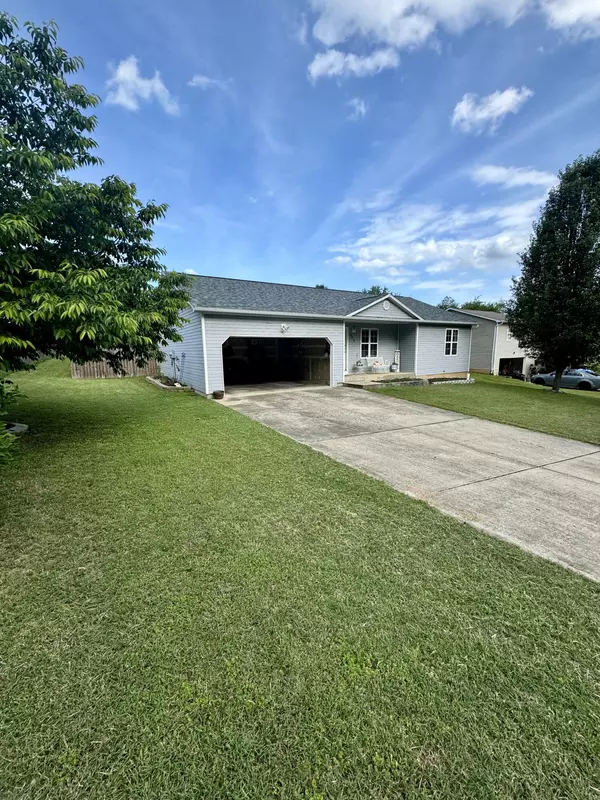 West Plains, MO 65775,606 Shuttee Street