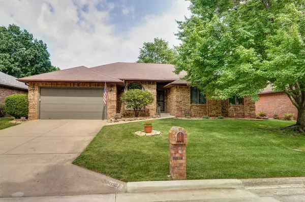 3508 South Southvale Court, Springfield, MO 65804