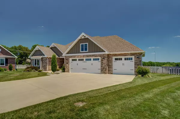 Nixa, MO 65714,904 East Clare Court