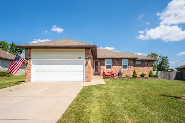 584 South Stoney Path, Nixa, MO 65714