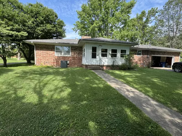 Greenfield, MO 65661,508 Garfield Street