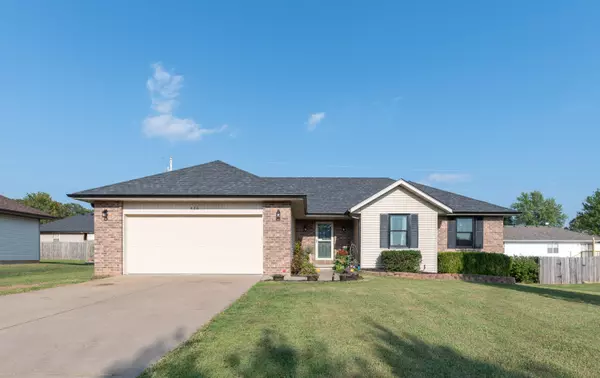 426 Waterwheel Avenue, Sparta, MO 65753