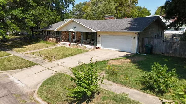 Monett, MO 65708,310 West Wishart Street