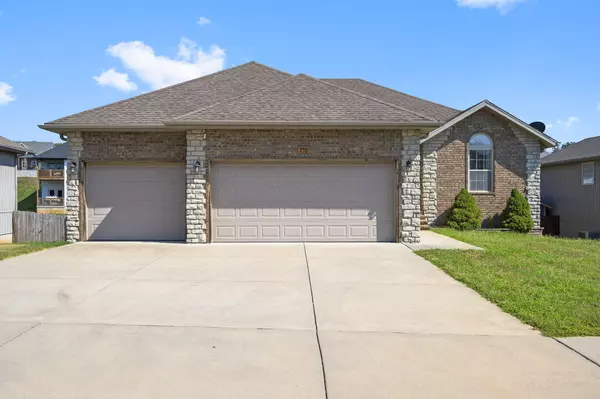 710 East Windmill Drive, Ozark, MO 65721