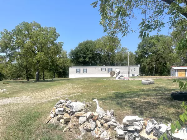 1471 East 515th Road, Brighton, MO 65617