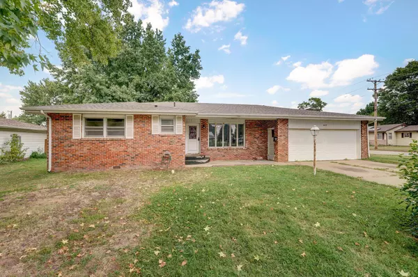 422 East Olive Street, Mt Vernon, MO 65712