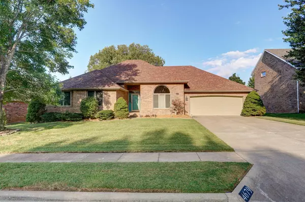 4679 South Turnberry Avenue, Springfield, MO 65810